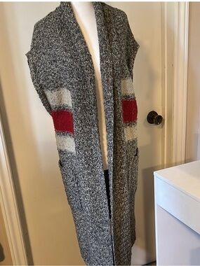 Roots • Women’s XS • Knit Long Open Cardigan • Red&Cream Accents